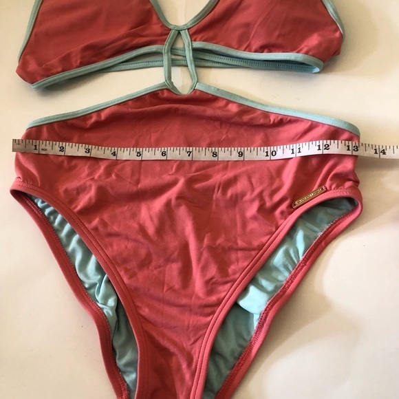 Vince Camuto Cutout Contrast Binding Monokini One Piece Swimsuit Size S - Picture 7 of 15